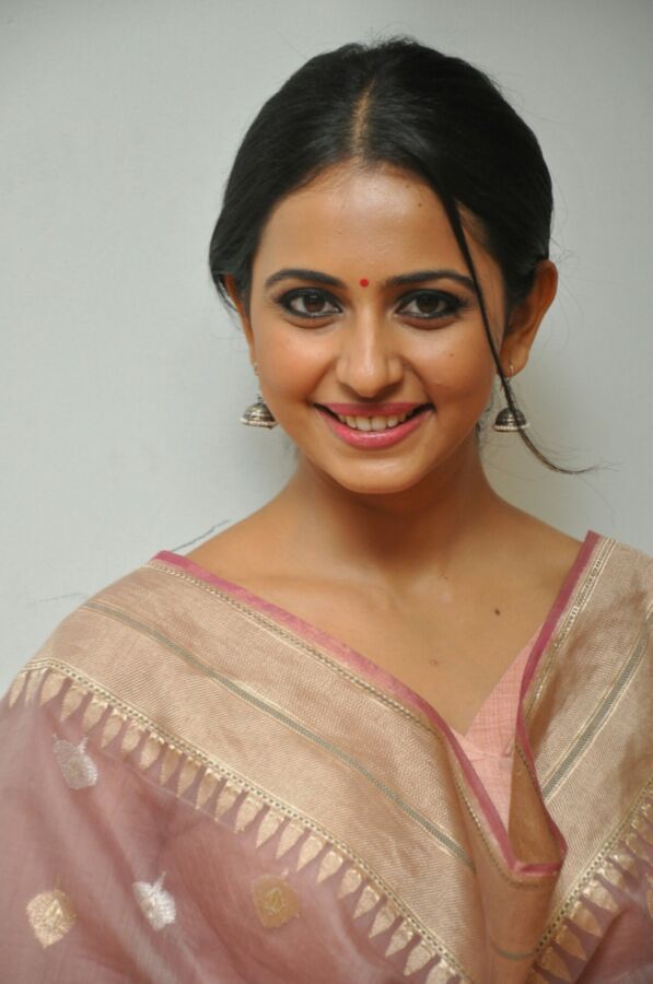 Free porn pics of rakul preet in indian attire 7 of 28 pics