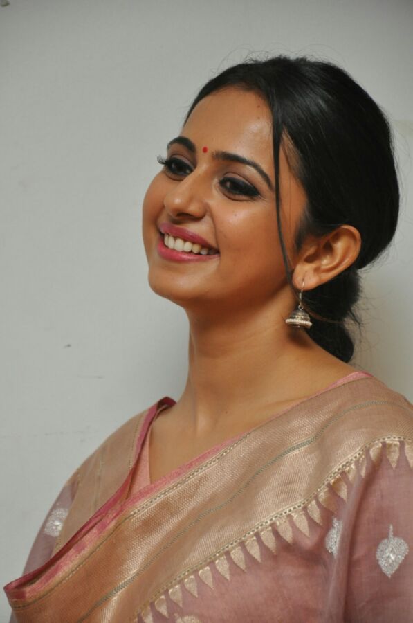 Free porn pics of rakul preet in indian attire 8 of 28 pics