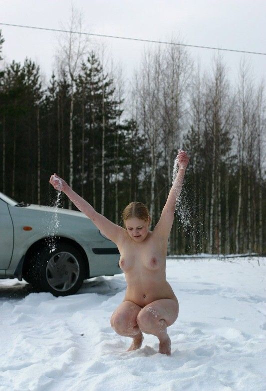 Free porn pics of Young Chubby nude in the snow 12 of 32 pics