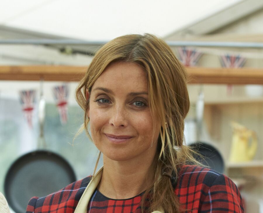 Free porn pics of Nice English milf Louise Redknapp 2 of 246 pics