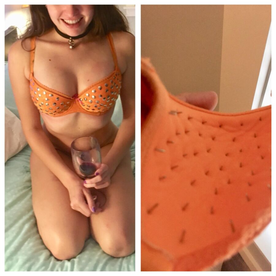 Free porn pics of Women wearing full tack bras panties and the after effects  1 of 5 pics