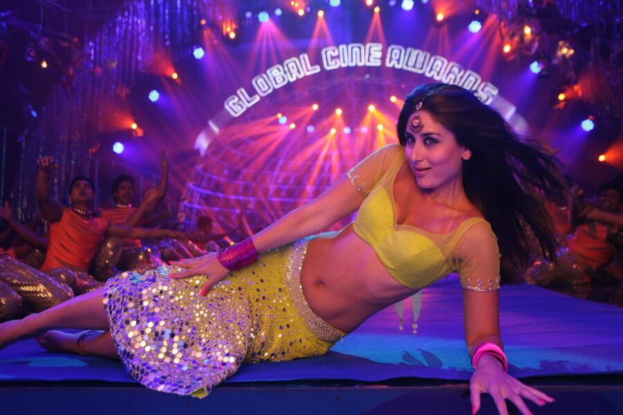 Free porn pics of Kareena Kapoor 23 of 50 pics