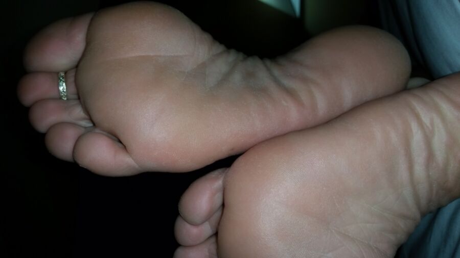 Free porn pics of Candid feet of GF 14 of 43 pics