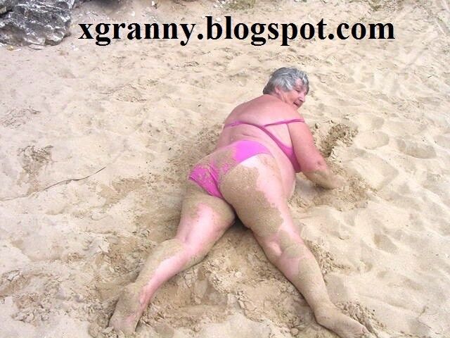 Free porn pics of Old fat grandma Libby 13 of 20 pics