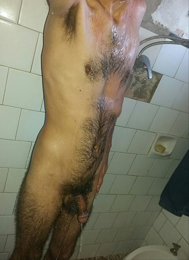 Free porn pics of Mostrando mi culo peludo en la ducha 5 of 41 pics