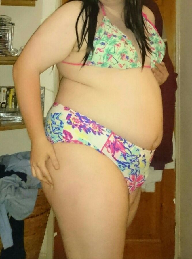 Free porn pics of Bbw CD bikini fun 2 of 18 pics