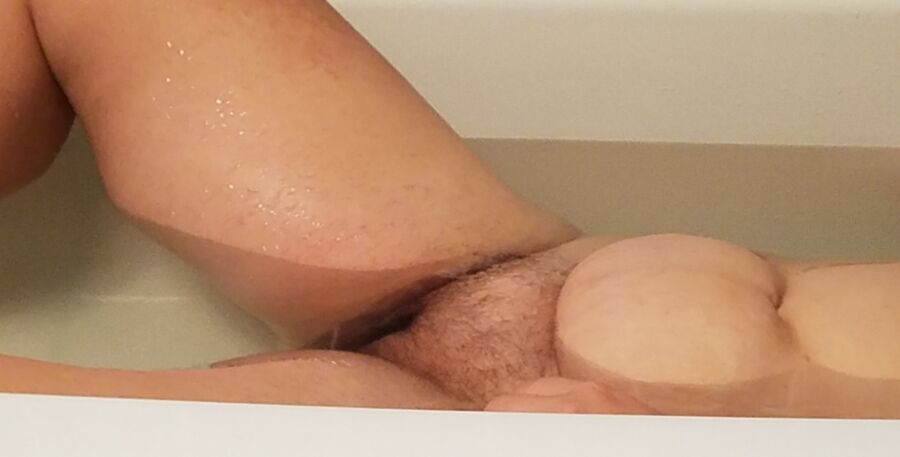Free porn pics of Wife Exposed in Bath 4 of 7 pics