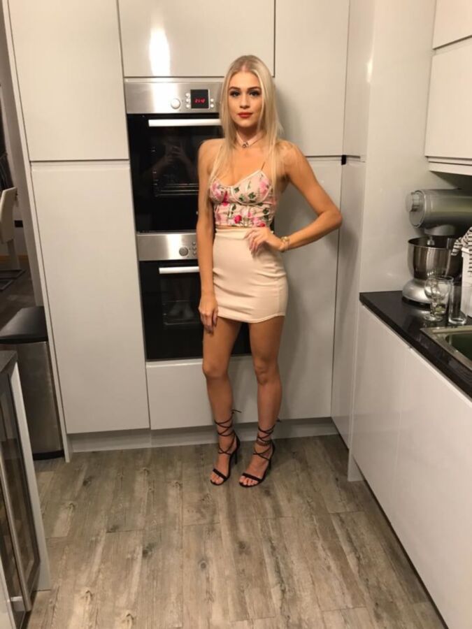 Free porn pics of English chav teen(one of my top favourites)perfect legs and feet 22 of 45 pics