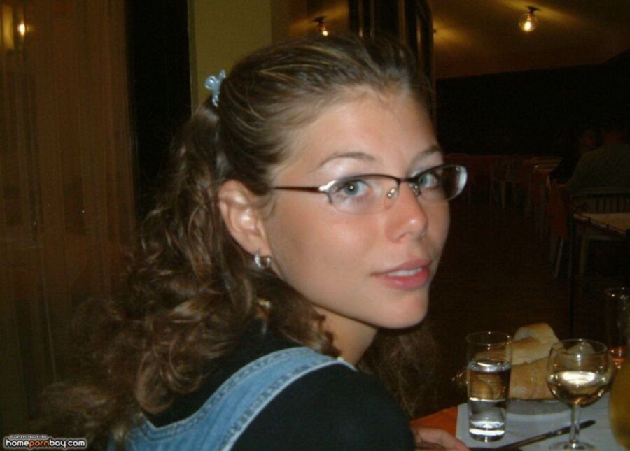 Free porn pics of French amateur wife with glasses 18 of 32 pics