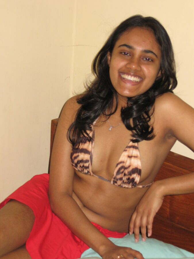 Free porn pics of Indian honeymoon nude 14 of 21 pics