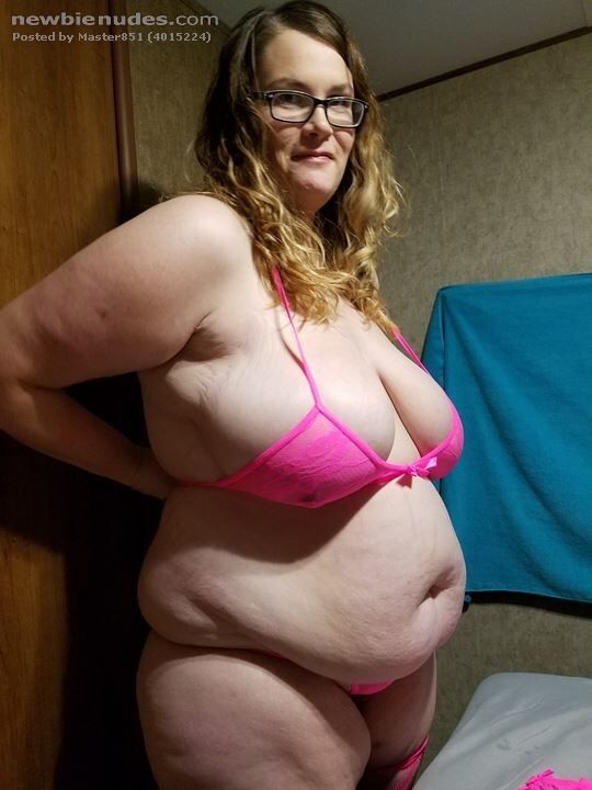 Free porn pics of What a belly on this SUPER hot bbw Thickness and GREAT 9 of 27 pics