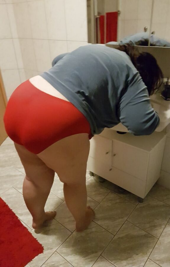Free porn pics of Fat Ass Pig Slut Melanie 7 of 11 pics