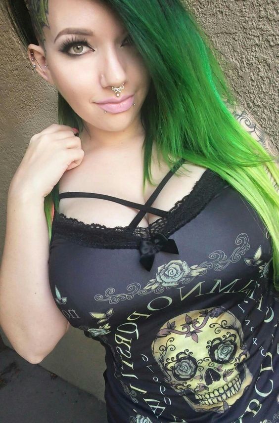 Free porn pics of Green Haired Hottie Sicgrrl 12 of 33 pics