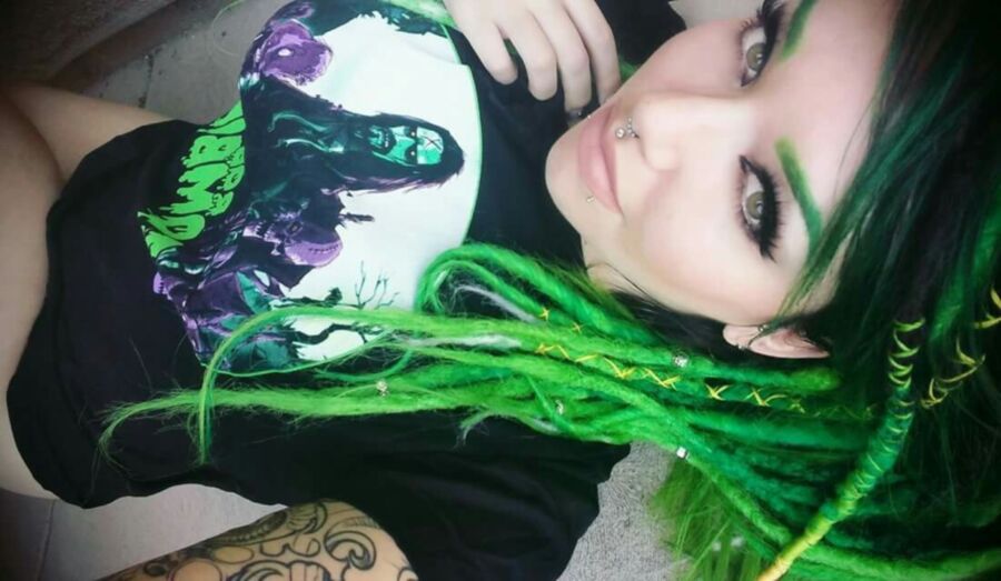 Free porn pics of Green Haired Hottie Sicgrrl 7 of 33 pics