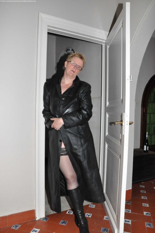 Free porn pics of ENGLISH BOOTED LADY MY FAVOURITE LEATHER COATS 24 of 230 pics