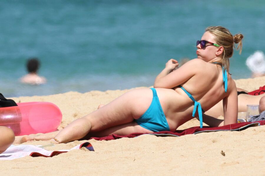Free porn pics of Scarlett Johansson Ass - Swimsuits 11 of 15 pics