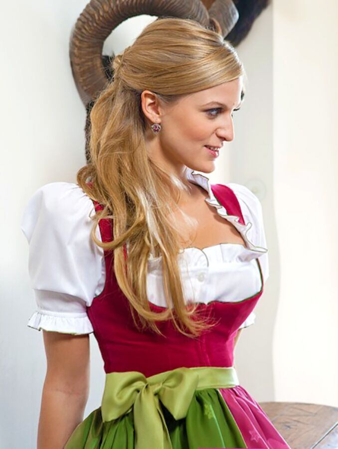 Free porn pics of Fesche Madln im Dirndl zum Siebenundfünfzigst`n 23 of 100 pics