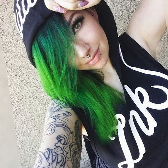 Free porn pics of Green Haired Hottie Sicgrrl 14 of 33 pics