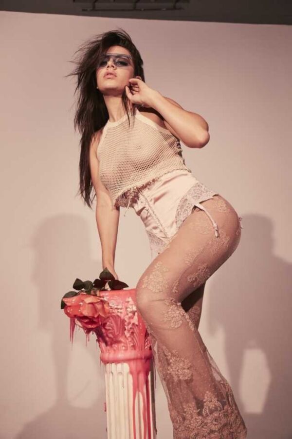 Free porn pics of Charli XCX See Trough 6 of 17 pics