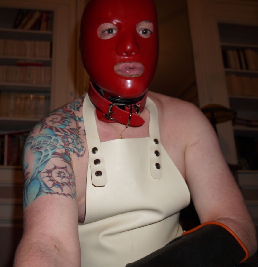 Free porn pics of Latex hoods and mask 5 of 12 pics