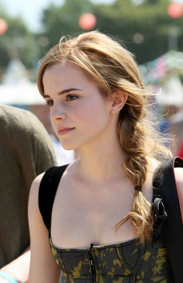 Free porn pics of  Emma Watson face and heels devotion 2 of 34 pics