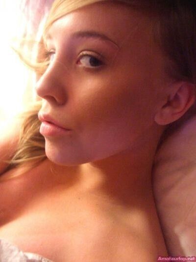 Free porn pics of Very Hot Slutty Girlfiriend Taking Nude Selfies 19 of 43 pics