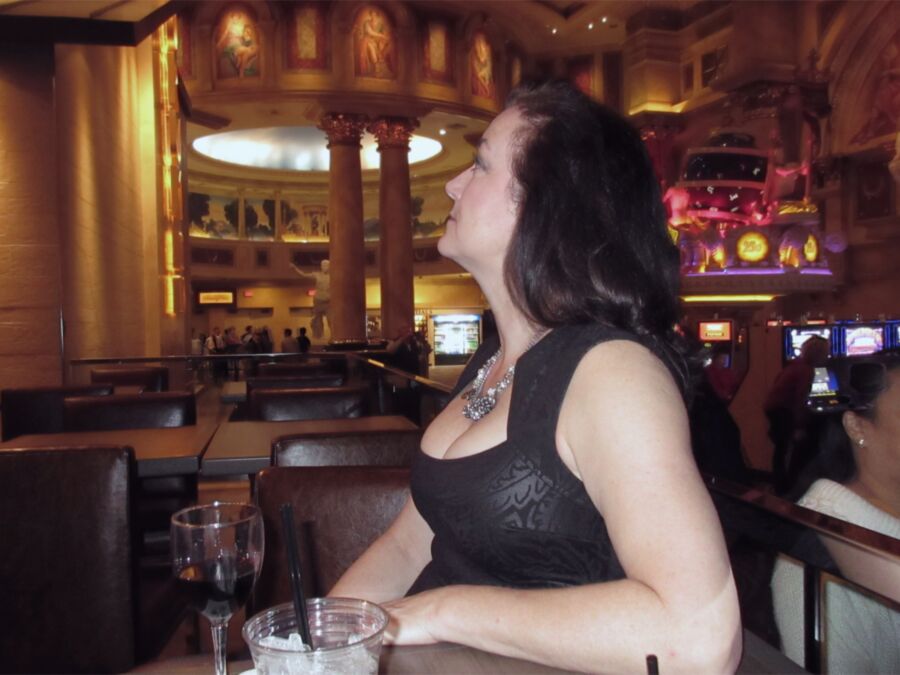 Free porn pics of Mrs EXPOSED Gordons mature wife Las Vegas hotel stockings mature 12 of 14 pics