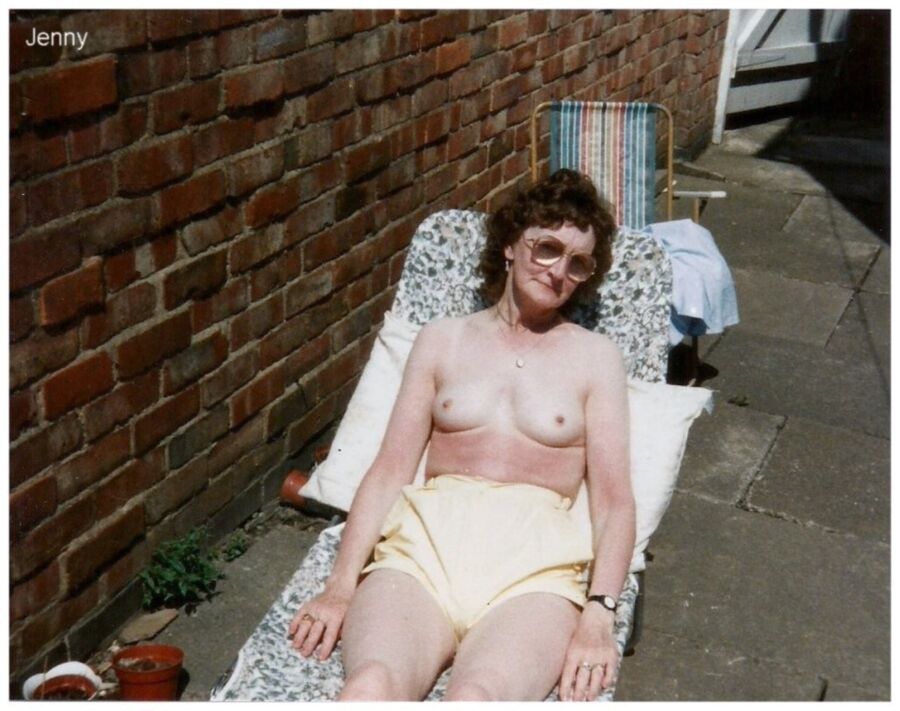 Free porn pics of UK Granny Jenny 18 of 67 pics