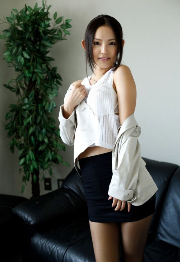 Free porn pics of Emiri Okazaki 3 of 17 pics