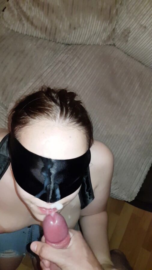 Free porn pics of amateur blindfold blowjob and facial 20 of 36 pics