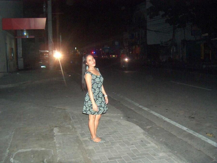 Free porn pics of Cebu city escort Sheila 1 of 6 pics
