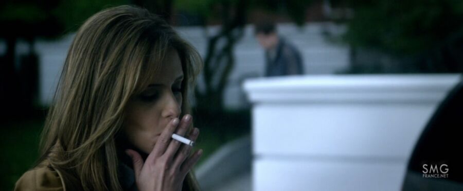 Free porn pics of -Sarah Michelle Gellar SMOKING 21 of 118 pics