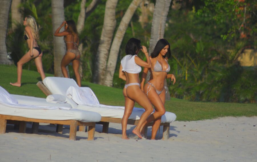 Free porn pics of Kim Kardashian & Kourtney Kardashian in bikini 10 of 14 pics