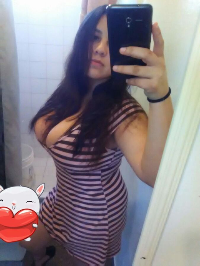 Free porn pics of Rubio Sarah fb and Insta 8 of 23 pics