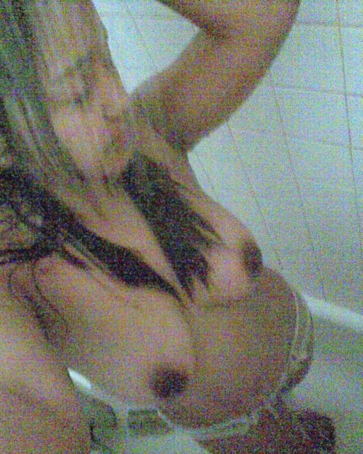 Free porn pics of Mimi 22 of 32 pics