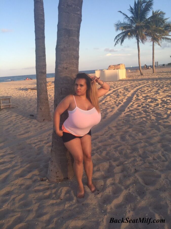 Free porn pics of Chubby BBW on the Beach 17 of 19 pics