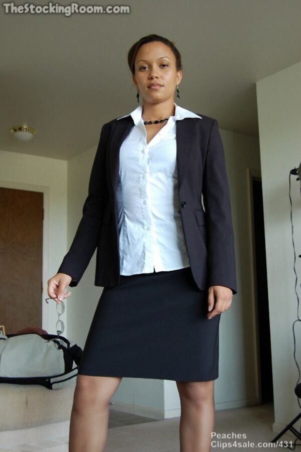 Free porn pics of Peach’s Power Business Suit Skirt and Pumps 7 of 83 pics