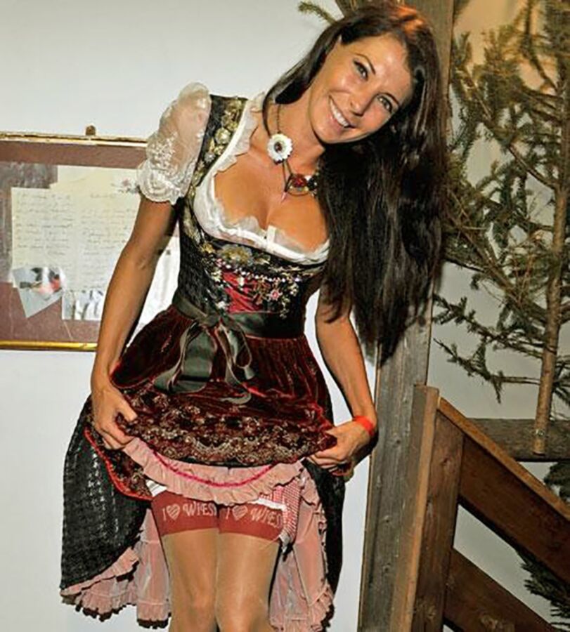 Free porn pics of Fesche Madln im Dirndl zum Vierundsechzigst`n 6 of 100 pics