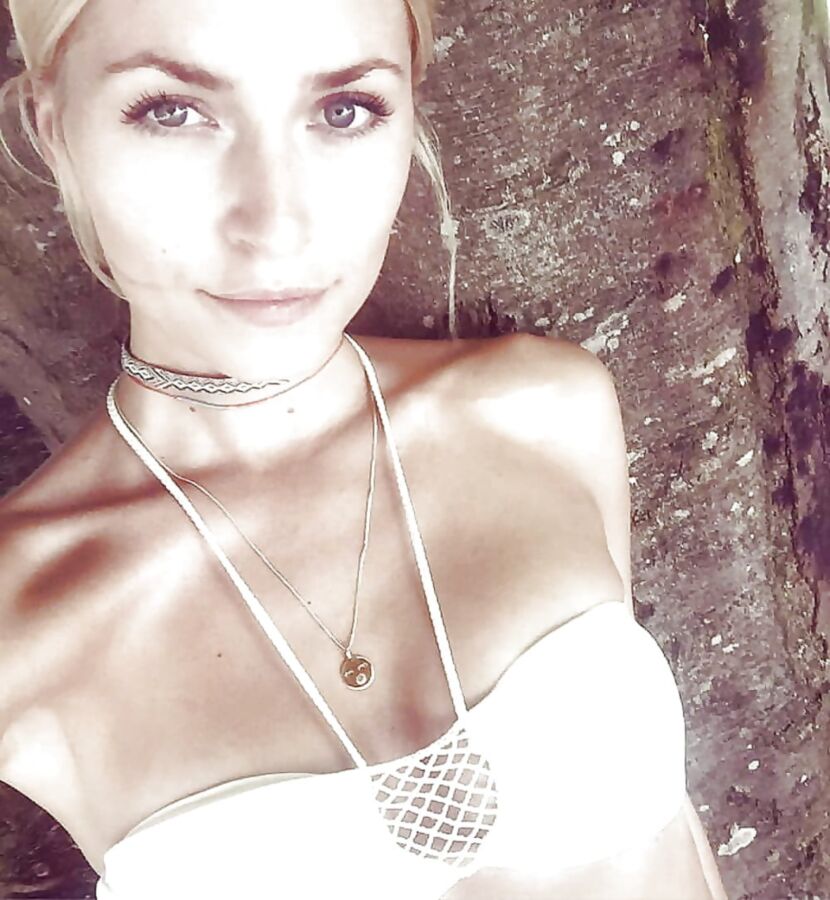 Blonde wichsvorlage Blonde wichsvorlage