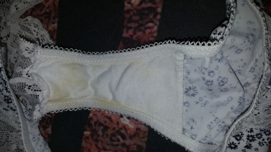 Free porn pics of Friend of a friends panties 5 of 5 pics