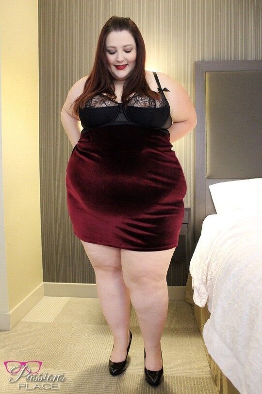 Free porn pics of BBWs Dressed - Take Them Out, Show Them Off! 12 of 28 pics