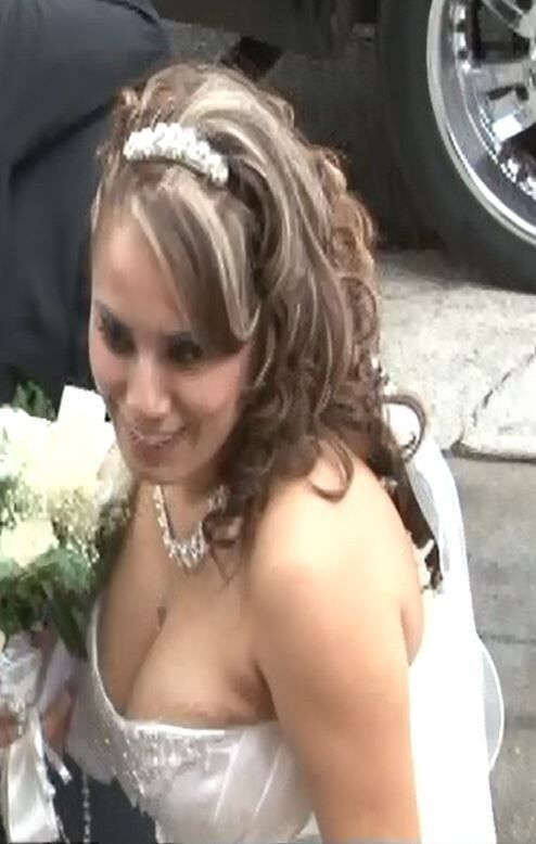 Free porn pics of Big Titty Latina Bride Dianna 11 of 28 pics