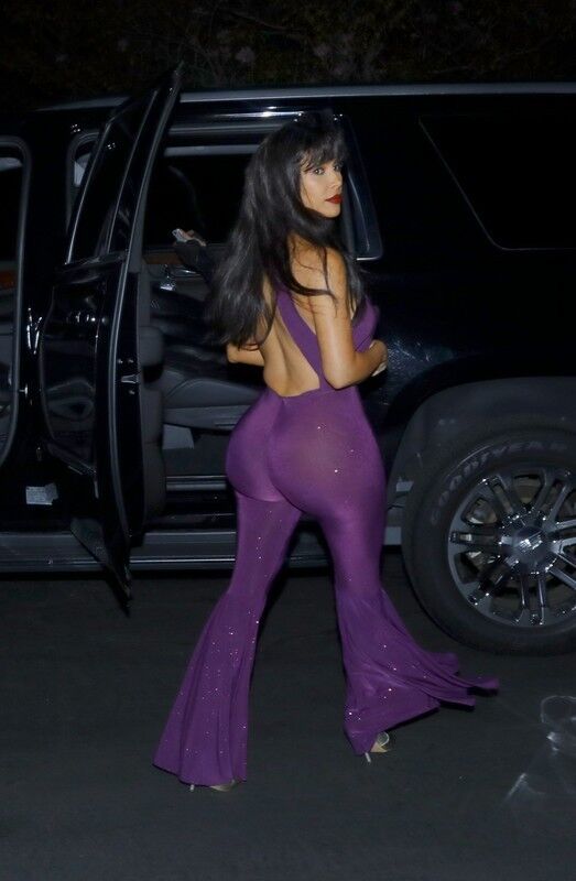 Free porn pics of Kim Kardashian dress up as Selena tribute 4 of 16 pics