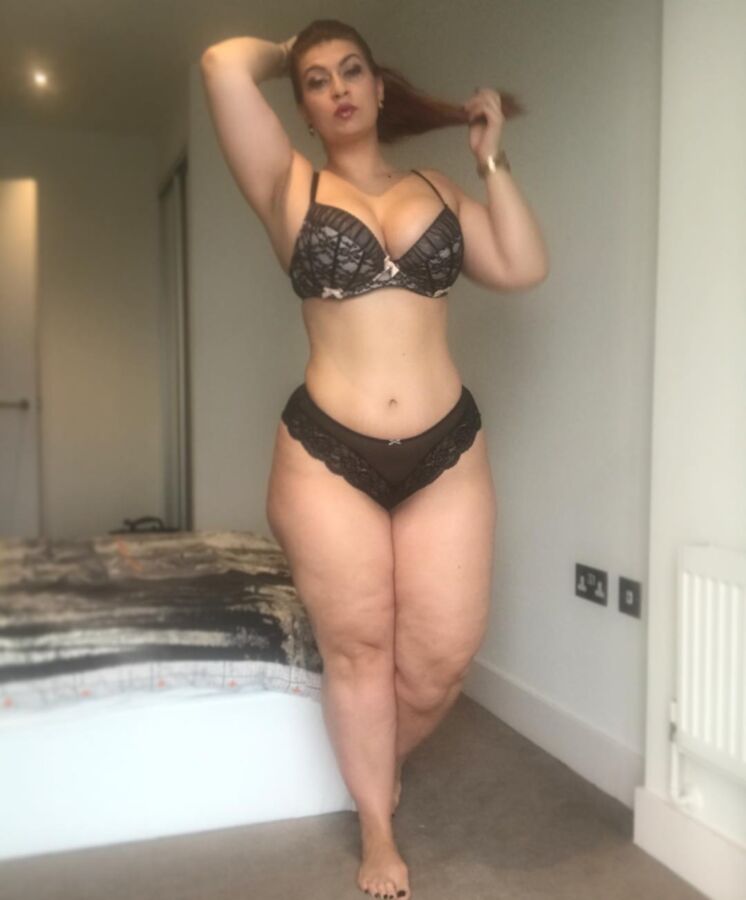 Free porn pics of BBW Model Iona has thick thighs and a huge ass 23 of 35 pics