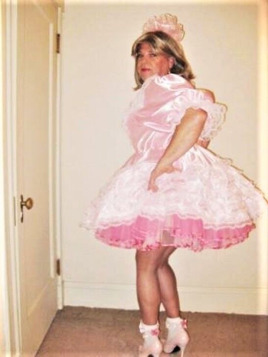 Cute sissy classic midget