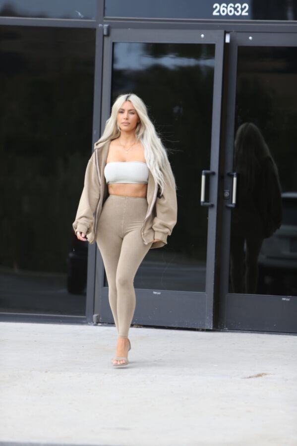 Free porn pics of Kim Kardashian Blonde 2 of 13 pics