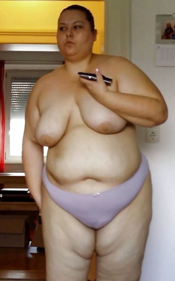 Free porn pics of Fat Pig Slut Melanie Exposed 13 of 17 pics