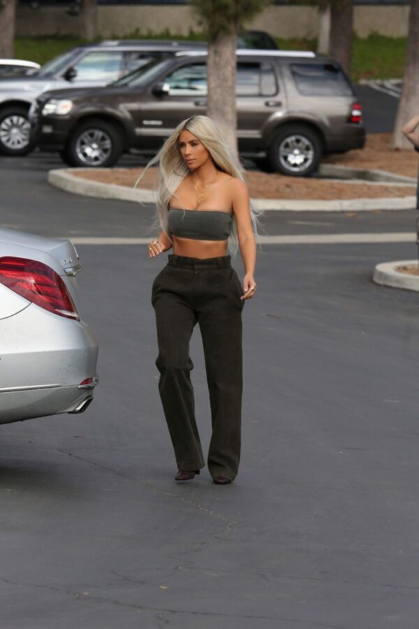 Free porn pics of Kim Kardashian Blonde 12 of 13 pics