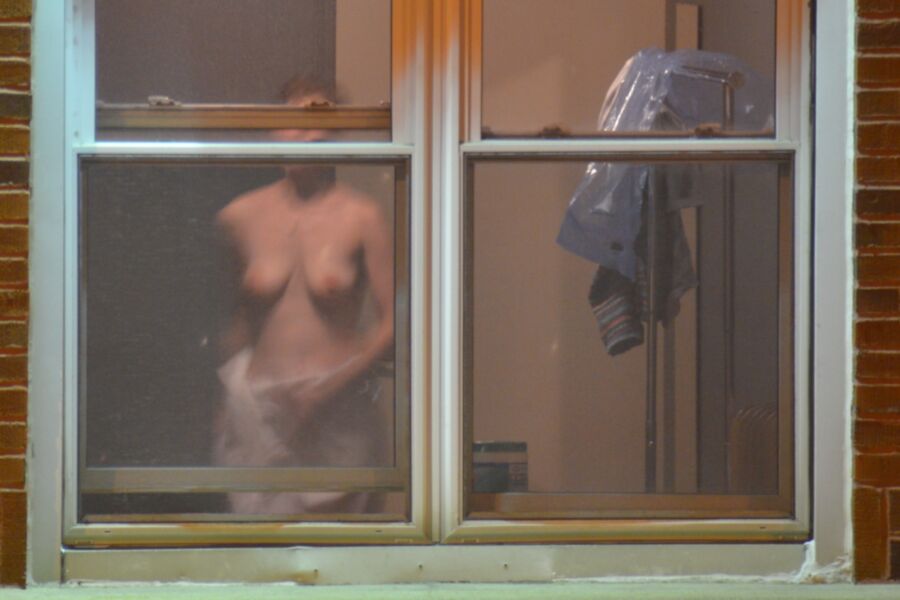 Free porn pics of Peeping in the window 4 of 21 pics