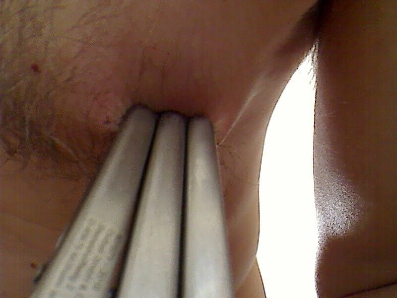 Free porn pics of nipple torture - sharp clamps biting away 12 of 23 pics